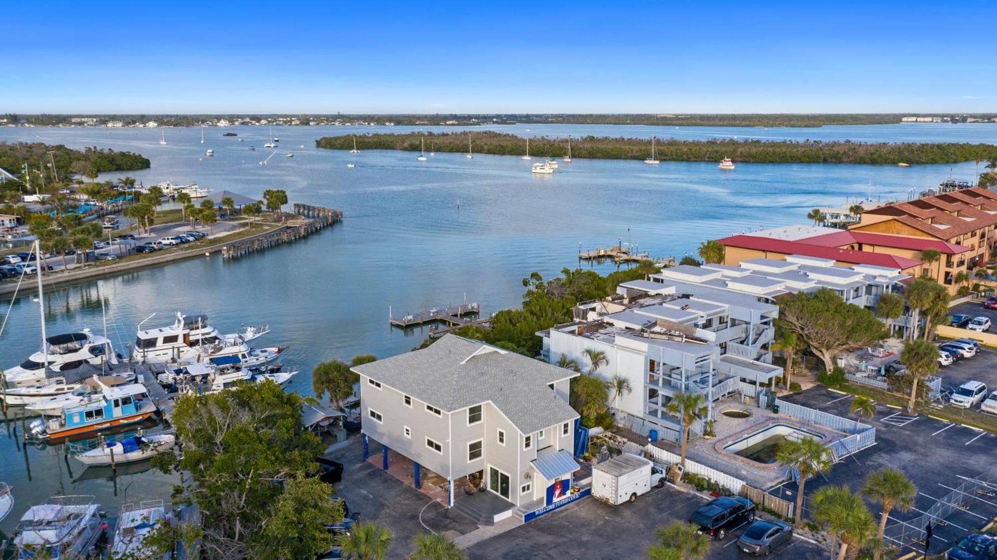 Chadwick Cove Marina Aparthotel Englewood Εξωτερικό φωτογραφία