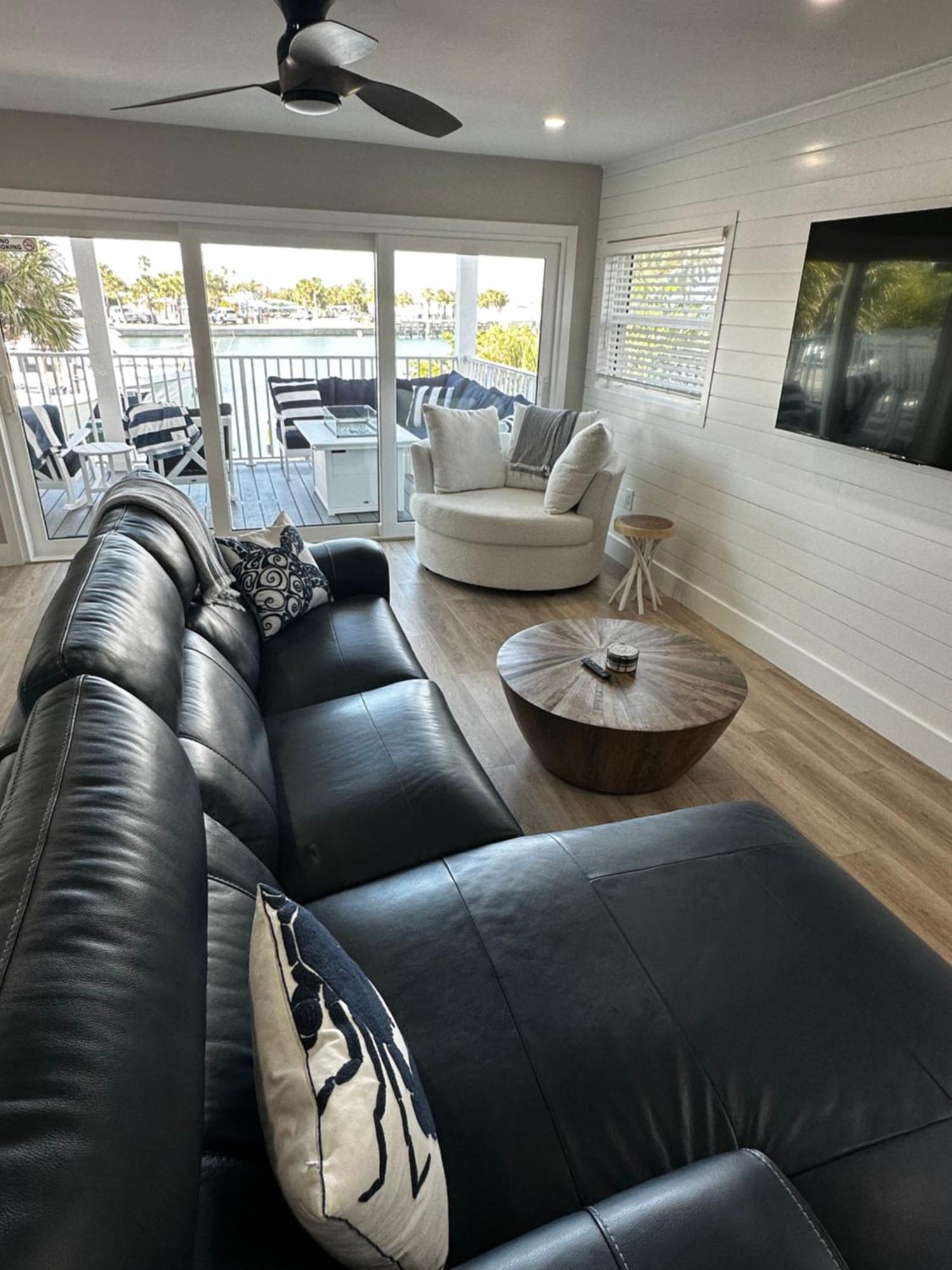 Chadwick Cove Marina Aparthotel Englewood Εξωτερικό φωτογραφία